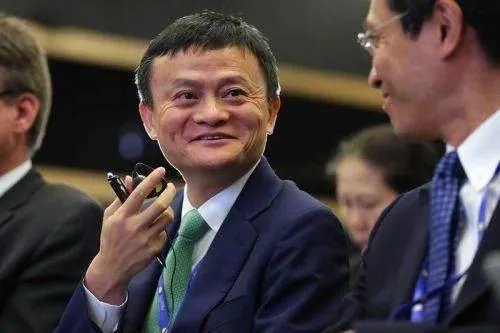 那石翔和王俊凯是什么关系?