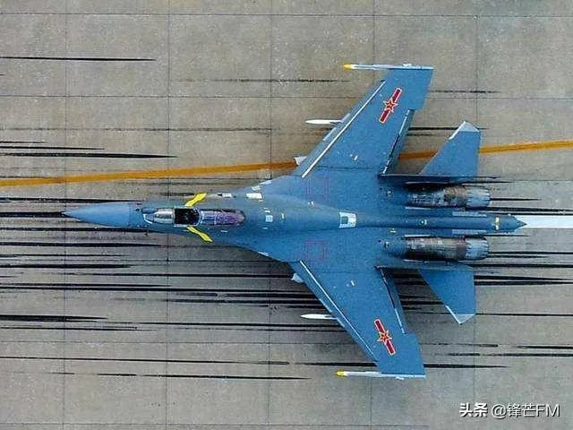 歼11与歼16有什么区别?