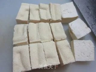 橡皮鱼炖豆腐