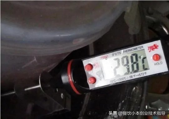 红曲酒应该怎么泡呢？