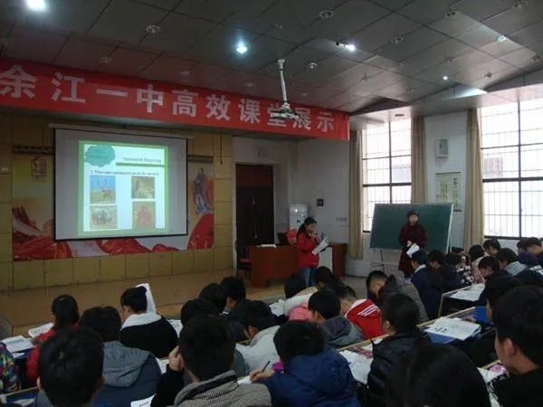 余江一中高一有多少人？