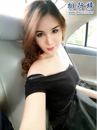 泰国十大人妖排行榜:十大人妖皇后美得冒烟(未成年禁入)