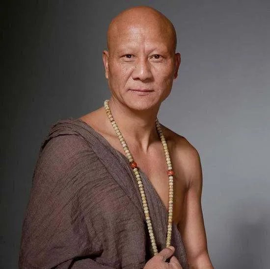 计春华和杜玉明是一种什么样的关系?