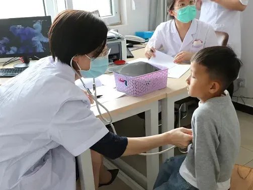 河南通报儿童流鼻血,目前医生的诊断结果是什么?