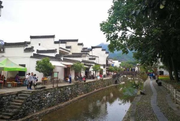 安徽绩溪龙川景区值得去吗?什么季节去比较适合?