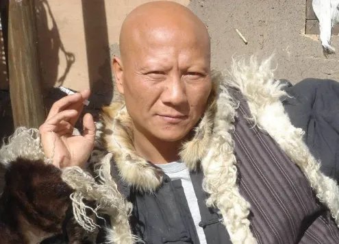 计春华和杜玉明是一种什么样的关系?