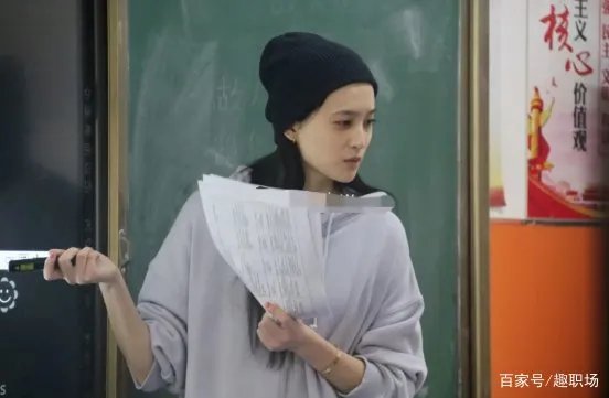 毛阿敏女儿出演《中国医生》,与袁泉搭档母女,她是谁?