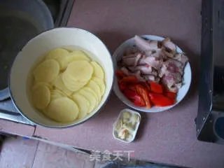 土豆回锅肉