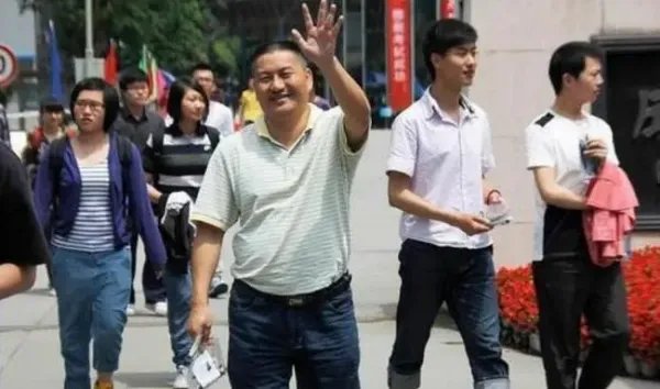 梁实结束第26次高考，他个人觉得这次自己考的怎么样？