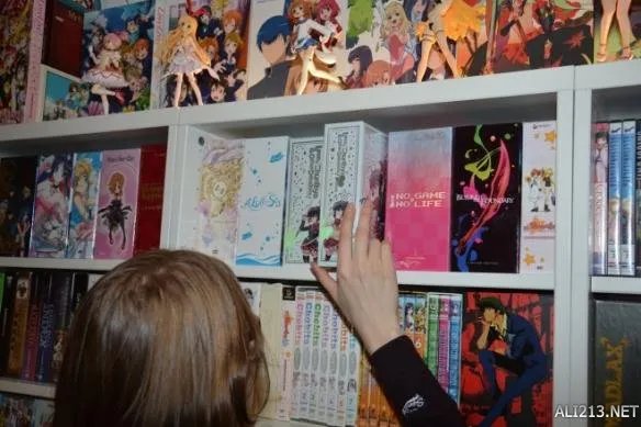 世界第一死宅萝莉早餐毁三观 众多美少女都被舔遍!
