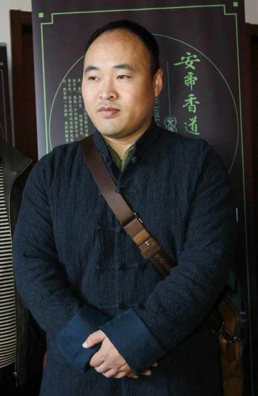 李天金是哪的人?干什么的?