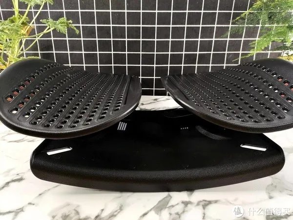 汽车靠垫