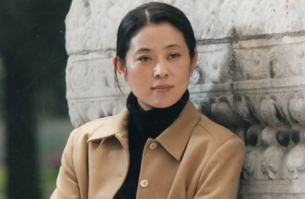 著名主持人倪萍近况曝光,为何如此凄惨如此伟大?