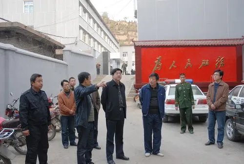 赵雁峰的人物履历