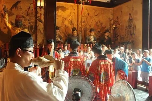 为什么农历7月15是鬼节?