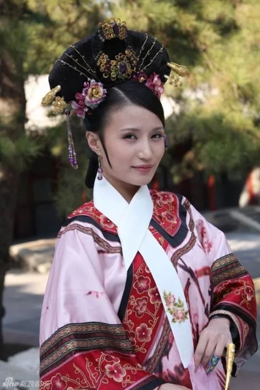 欣嫔的人物资料