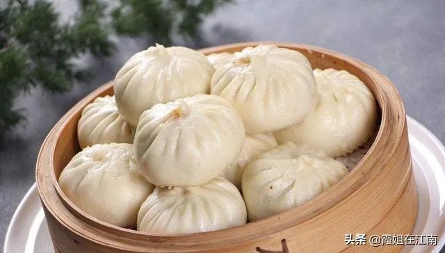 本人想开一个门面店的早餐生意,谁可以指导一下做什么早餐比较好?
