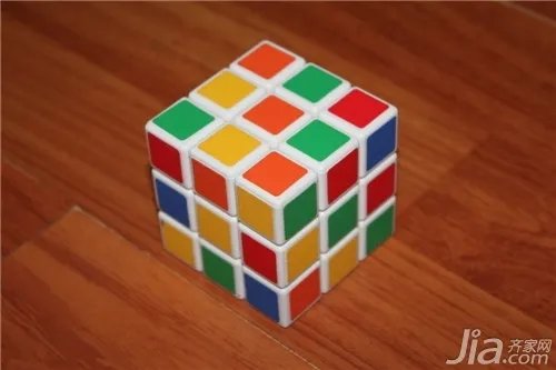 玩魔方有什么技巧?玩魔方的技巧解析