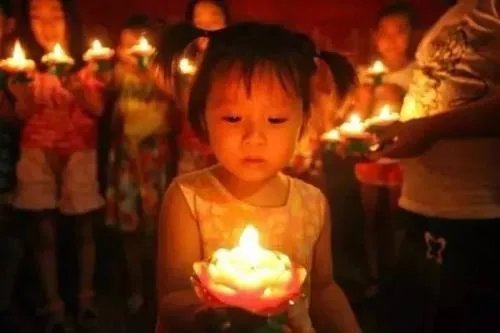 为什么农历7月15是鬼节?