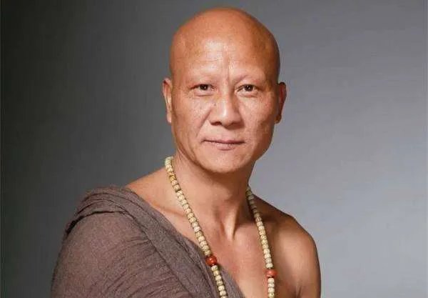 计春华和杜玉明是一种什么样的关系?