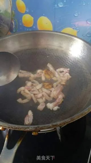 豆芽炒肉