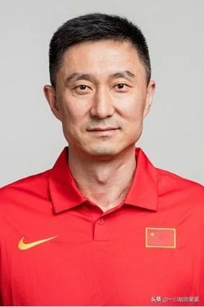 易建联落选国家队奥运落选赛,你们怎么看?