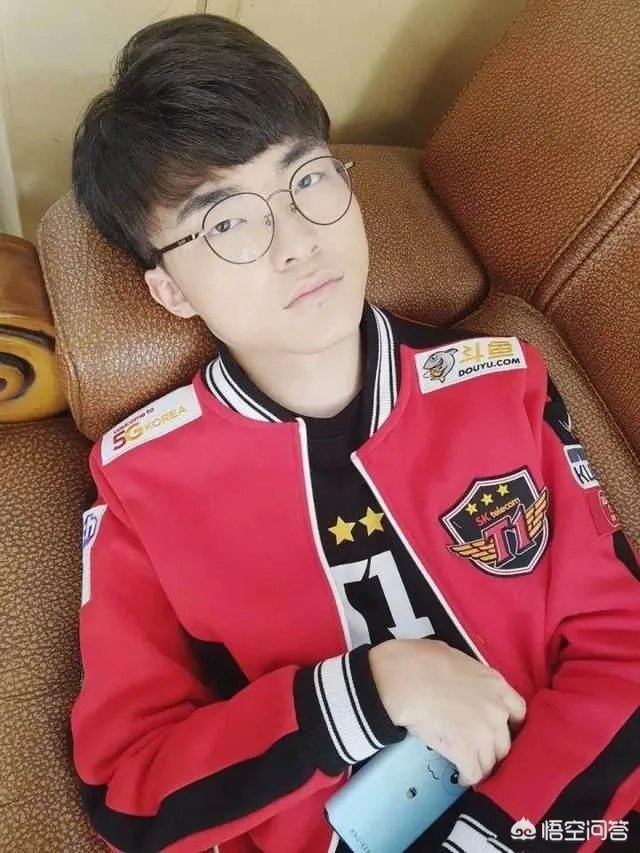 LOL北美韩媛Huhi通过转会拿到美国绿卡可免服兵役，Faker可以这样做吗？你怎么看？