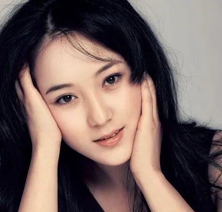 龙梅子漂亮吗