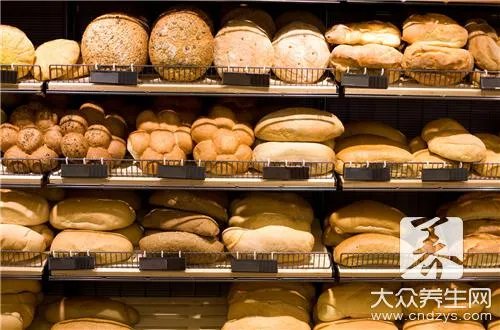 面包机做面包用什么面粉呢