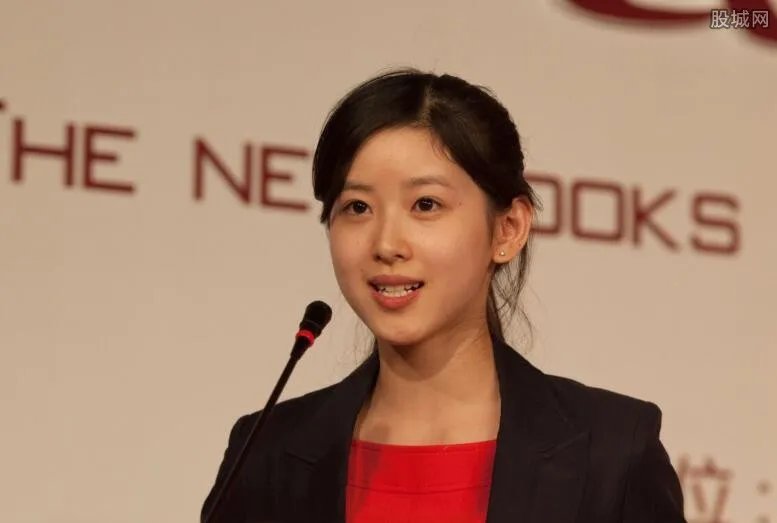 深扒章泽天从“奶茶妹”到“奶茶婊” 揭上位内幕