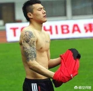 C罗中国行期间,为何会面中国球员王大雷?
