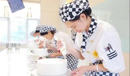 西点培训前十名学校有哪些家?