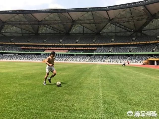 苏炳添微博秀脚法,你怎么看?