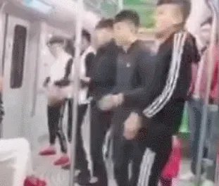 牌牌琦被封了吗?