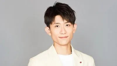 张一山违反交规被罚款,他究竟是如何违反交规的?