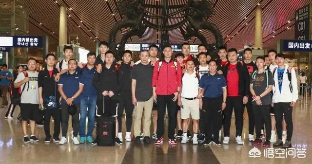 蓝队12人名单确定，陶汉林出局，杜锋就带一个韩德君强力中锋够吗？