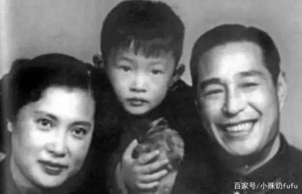 演员秦怡去世了是真的还是谣言?