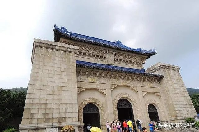 南京有哪些好玩的景点?住宿有哪些建议?