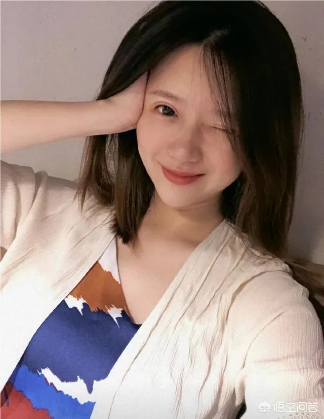 腾讯体育曾经的颜值担当、火箭队忠实粉丝小姨妈徐小溢去哪了?