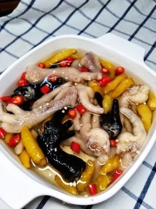 泡椒鸡爪