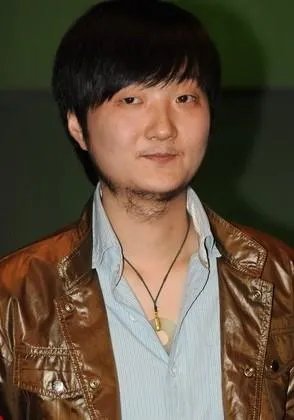 王大治的家庭背景是什么?