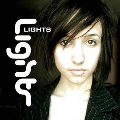 加拿大女歌手lights的资料