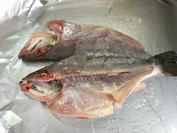 烤鱼的制作方法和配料是什么?