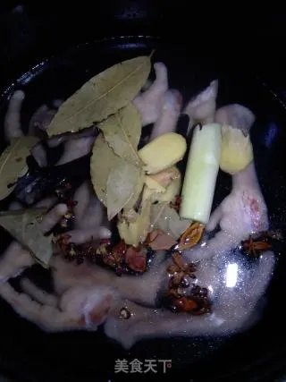 泡椒鸡爪
