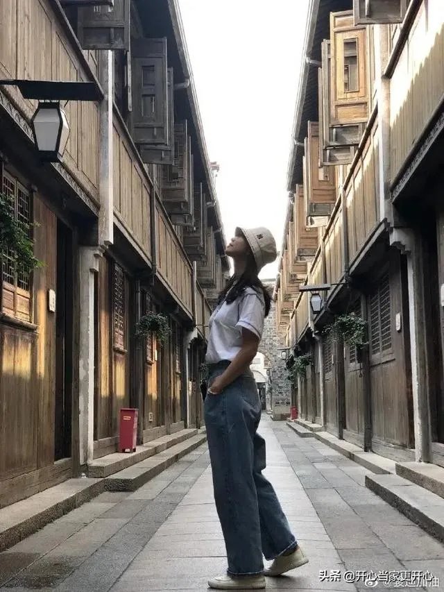 孙红雷与王俊迪到乌镇干什么？
