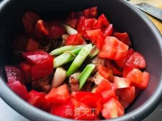 西红柿牛腩汤