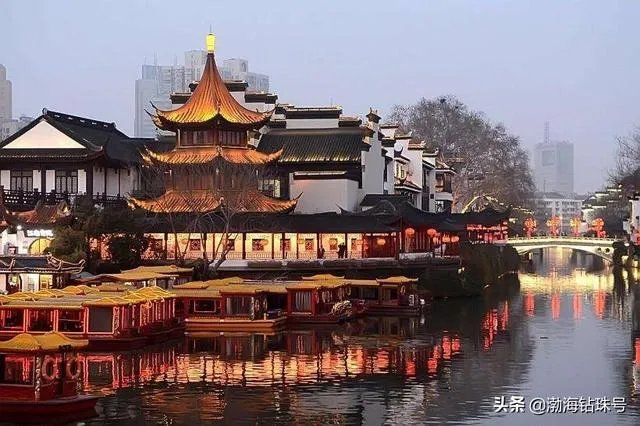 南京有哪些好玩的景点?住宿有哪些建议?
