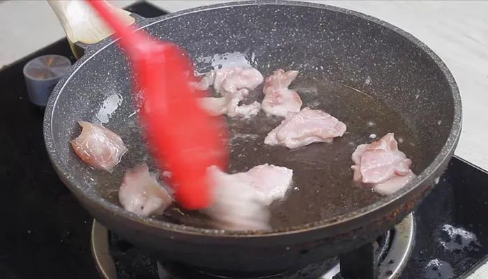 胡萝卜怎么炒肉 怎么炒胡萝卜炒肉