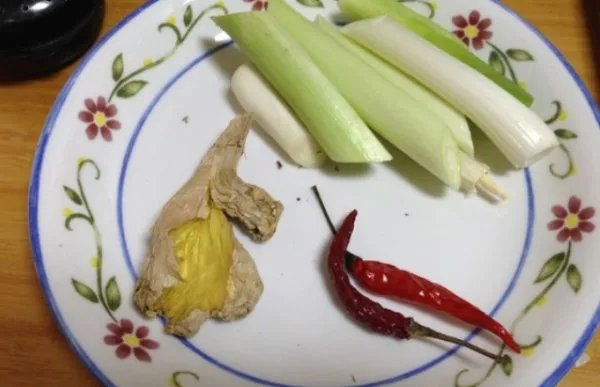 红烧肘子做法