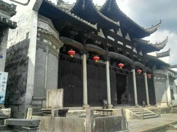 安徽绩溪龙川景区值得去吗?什么季节去比较适合?